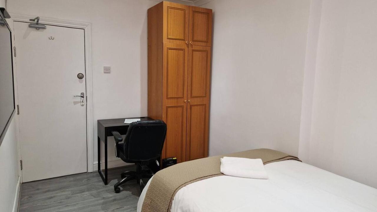 Starlet Property Wanstead Екстериор снимка