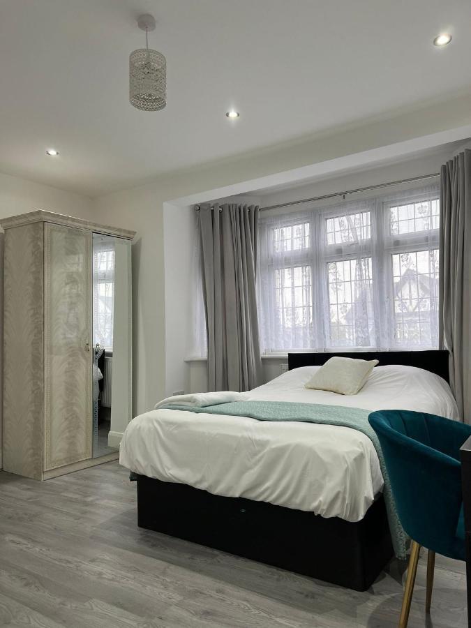 Starlet Property Wanstead Екстериор снимка