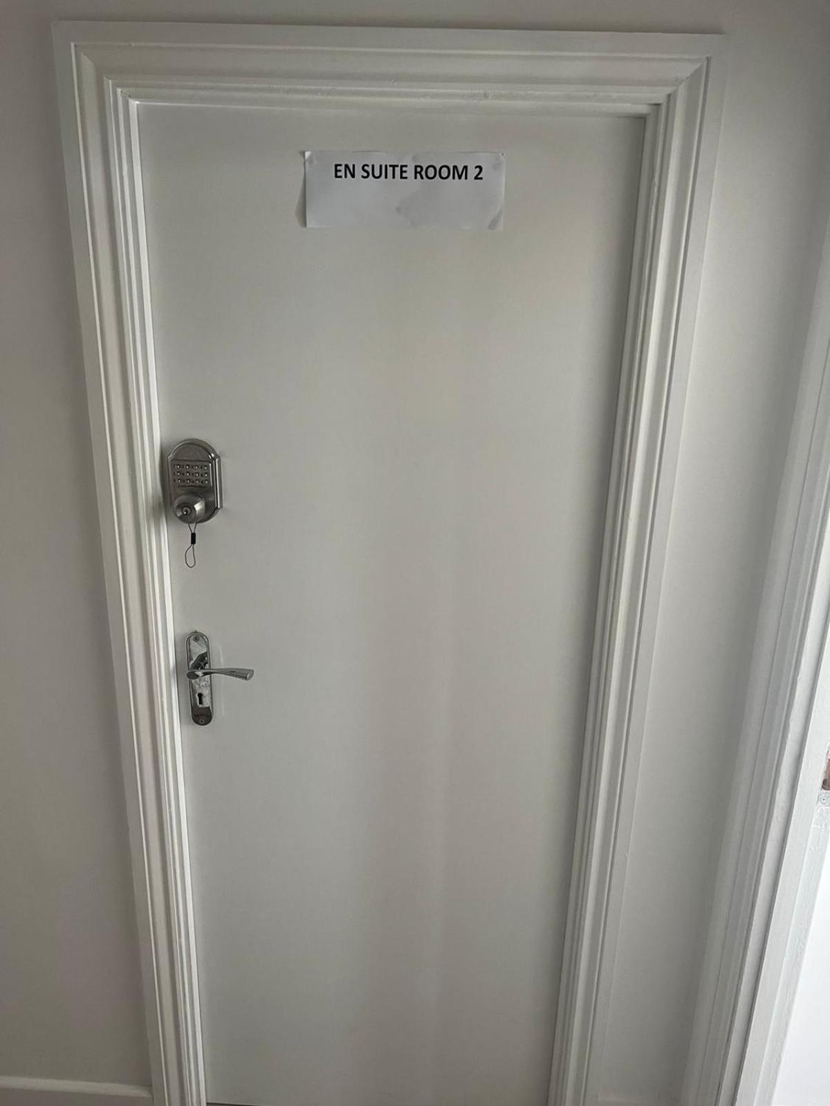 Starlet Property Wanstead Екстериор снимка