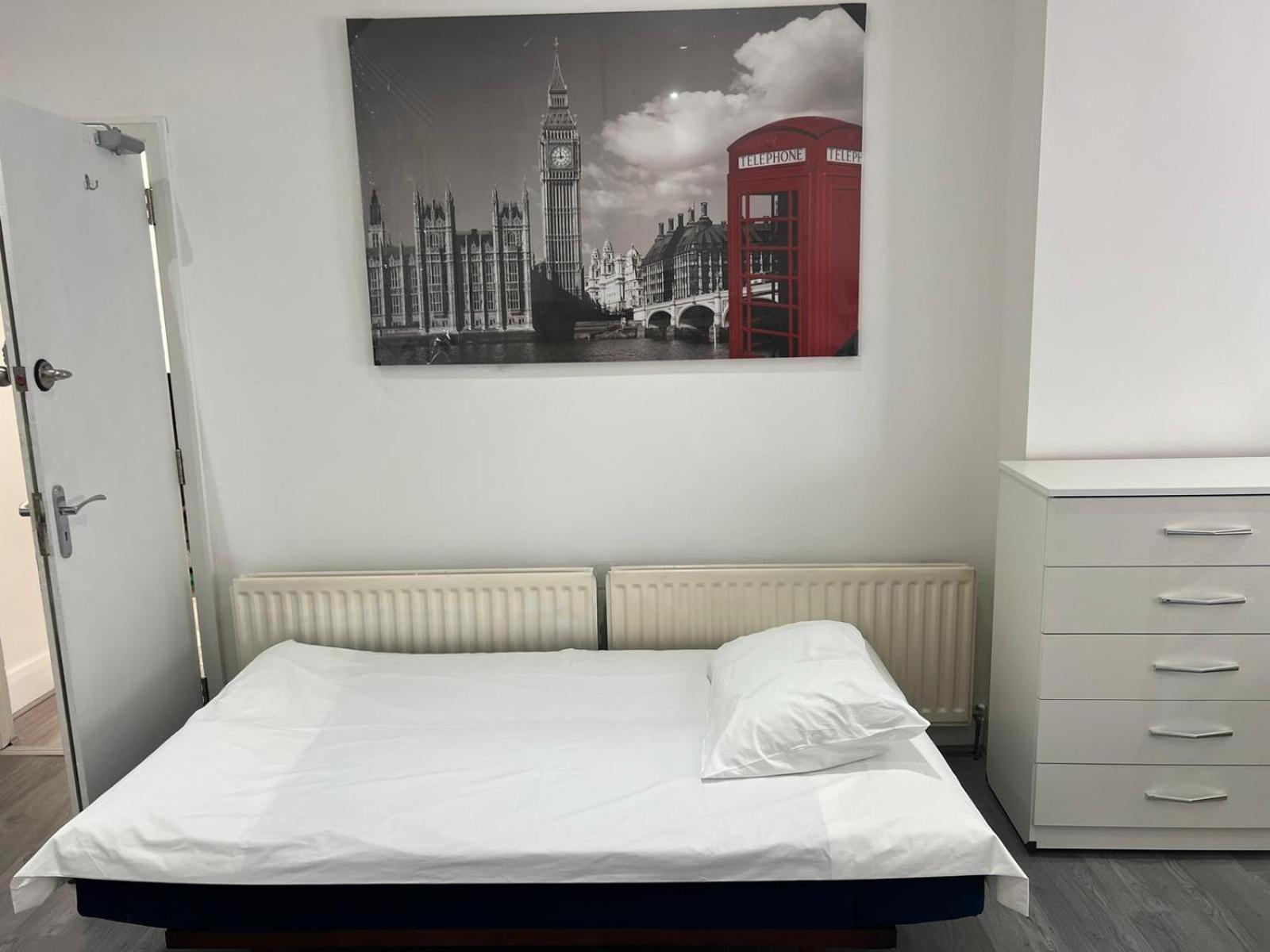 Starlet Property Wanstead Екстериор снимка
