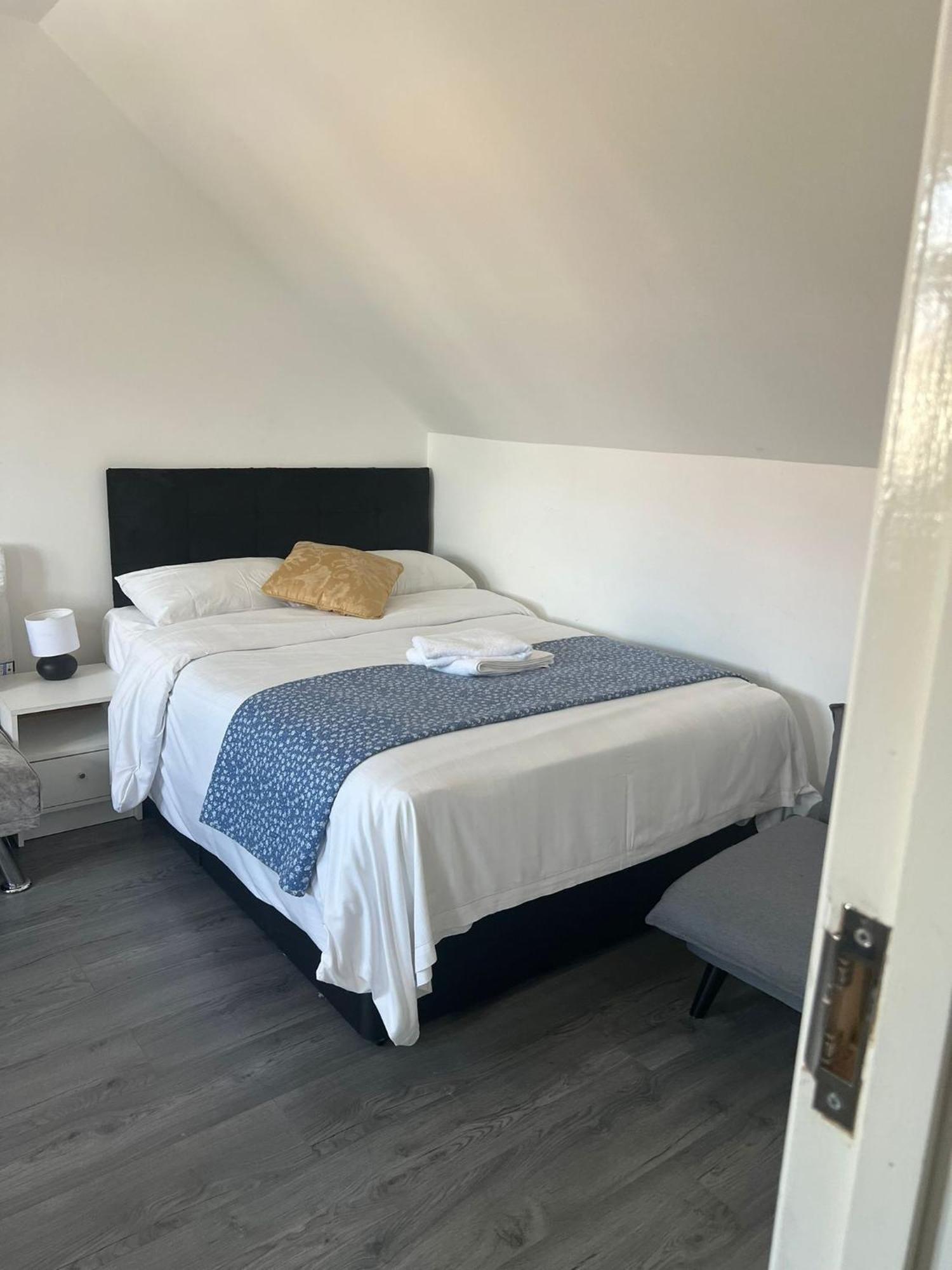 Starlet Property Wanstead Екстериор снимка