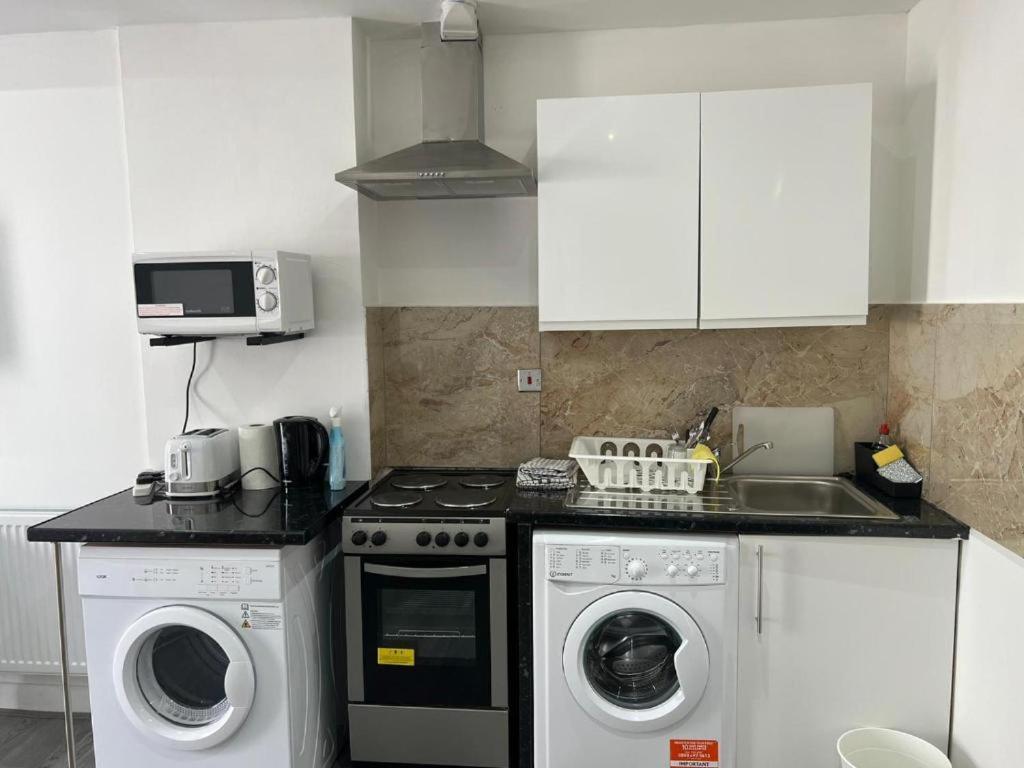 Starlet Property Wanstead Екстериор снимка